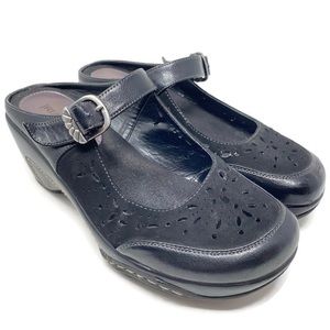 Rialto Vinto Clogs Black Suede and Leather Slip-on Hook & Loop Womens Size 9